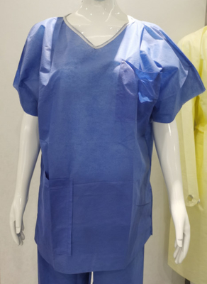 Wegwerf SMS-Krankenhaus scheuern Klagen mit blauer Farbe der kurzen Ärmel